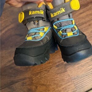 Kamik Toddler Stance 3 boots size 6 toddler